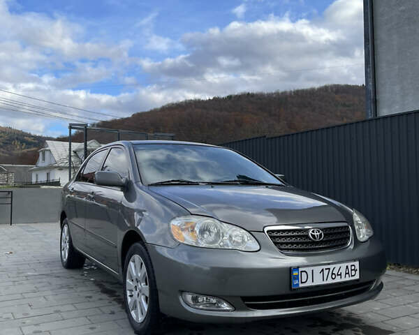 Тойота Королла 2008 в Ивано-Франковске на Automoto.ua Серый Тойота Королла, объемом двигателя 1.8 л и пробегом 199 тыс. км за 5199 $, фото 5 на Automoto.ua