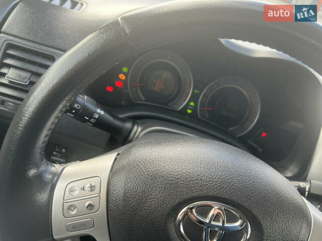 Сірий Тойота Королла, об'ємом двигуна 1.6 л та пробігом 213 тис. км за 7699 $, фото 19 на Automoto.ua
