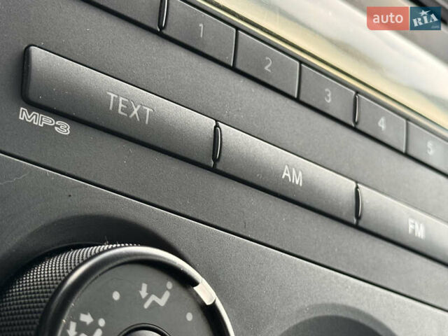 Серый Тойота Королла, объемом двигателя 1.6 л и пробегом 160 тыс. км за 7495 $, фото 25 на Automoto.ua