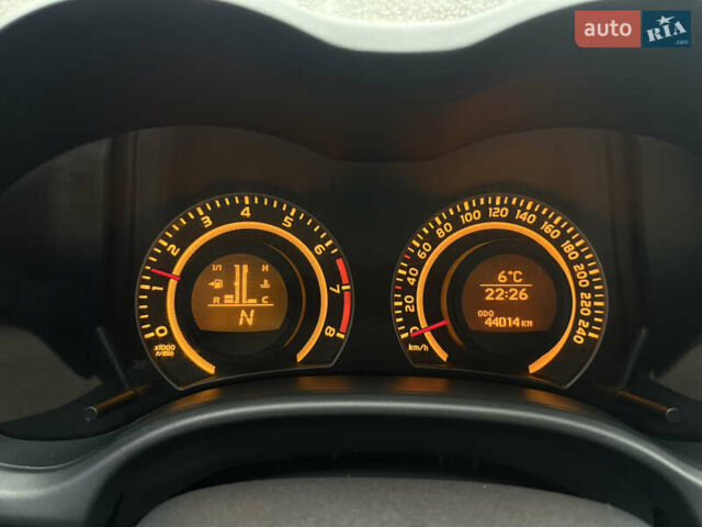 Серый Тойота Королла, объемом двигателя 1.6 л и пробегом 44 тыс. км за 8300 $, фото 25 на Automoto.ua