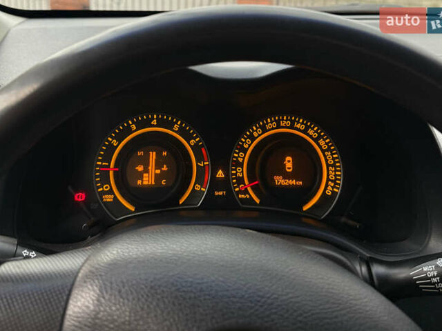 Сірий Тойота Королла, об'ємом двигуна 0.2 л та пробігом 176 тис. км за 7500 $, фото 8 на Automoto.ua