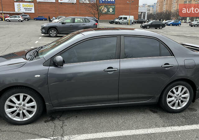 Серый Тойота Королла, объемом двигателя 1.6 л и пробегом 130 тыс. км за 7500 $, фото 4 на Automoto.ua