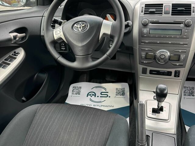 Серый Тойота Королла, объемом двигателя 1.6 л и пробегом 241 тыс. км за 6900 $, фото 5 на Automoto.ua