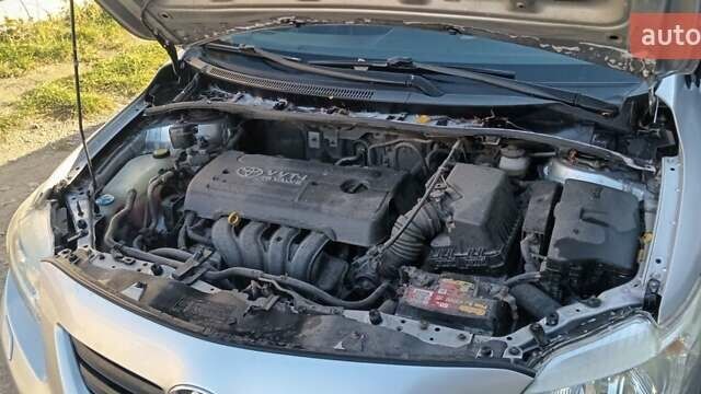 Сірий Тойота Королла, об'ємом двигуна 1.4 л та пробігом 246 тис. км за 6050 $, фото 21 на Automoto.ua
