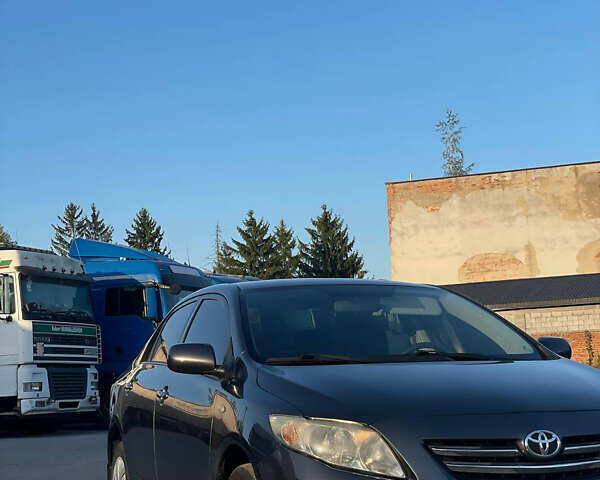 Серый Тойота Королла, объемом двигателя 1.6 л и пробегом 291 тыс. км за 6999 $, фото 2 на Automoto.ua