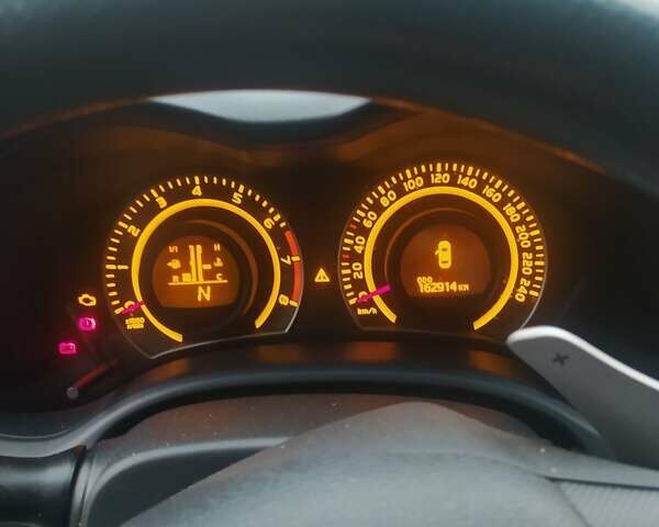 Сірий Тойота Королла, об'ємом двигуна 1.6 л та пробігом 165 тис. км за 7400 $, фото 5 на Automoto.ua