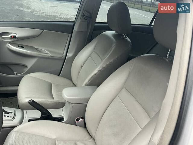 Серый Тойота Королла, объемом двигателя 1.8 л и пробегом 135 тыс. км за 7950 $, фото 17 на Automoto.ua