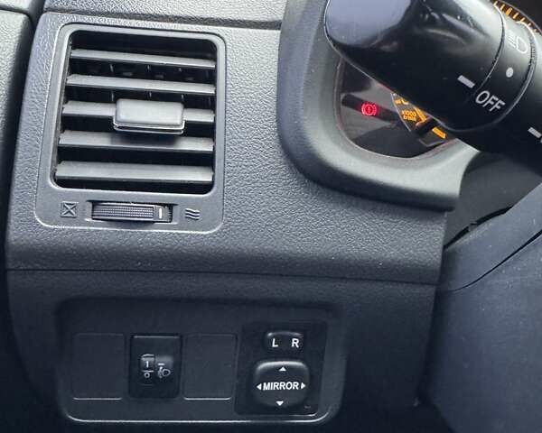 Серый Тойота Королла, объемом двигателя 1.6 л и пробегом 160 тыс. км за 7400 $, фото 26 на Automoto.ua