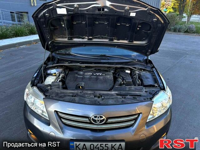 Серый Тойота Королла, объемом двигателя 1.6 л и пробегом 257 тыс. км за 5850 $, фото 9 на Automoto.ua