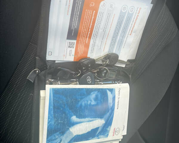 Сірий Тойота Королла, об'ємом двигуна 1.6 л та пробігом 213 тис. км за 7699 $, фото 24 на Automoto.ua