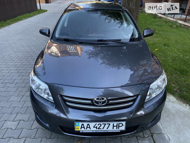 Серый Тойота Королла, объемом двигателя 1.6 л и пробегом 277 тыс. км за 5900 $, фото 1 на Automoto.ua