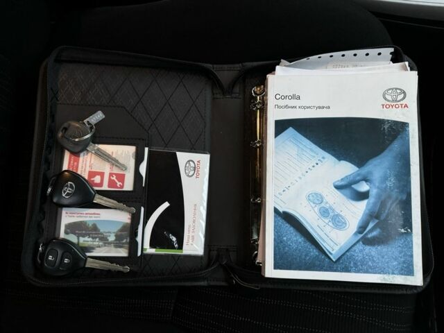 Сірий Тойота Королла, об'ємом двигуна 1.6 л та пробігом 131 тис. км за 8200 $, фото 8 на Automoto.ua