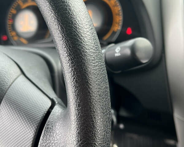 Сірий Тойота Королла, об'ємом двигуна 1.6 л та пробігом 218 тис. км за 7500 $, фото 51 на Automoto.ua