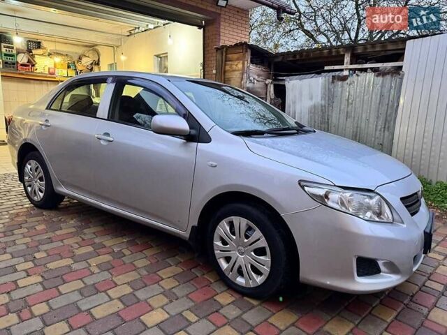 Серый Тойота Королла, объемом двигателя 1.6 л и пробегом 165 тыс. км за 7250 $, фото 4 на Automoto.ua