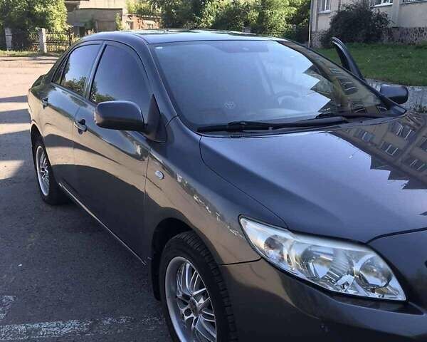 Сірий Тойота Королла, об'ємом двигуна 1.6 л та пробігом 247 тис. км за 6100 $, фото 1 на Automoto.ua