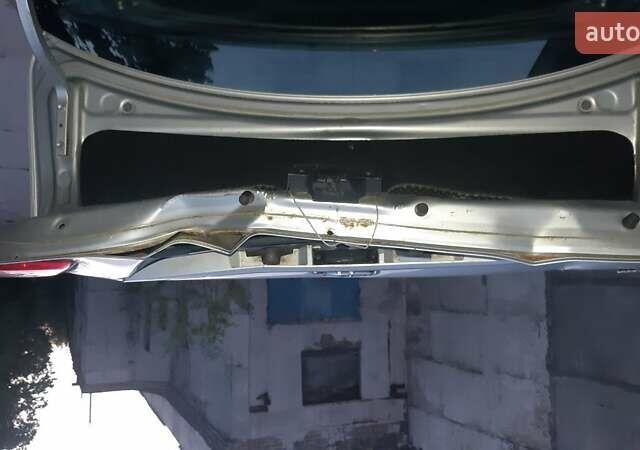 Серый Тойота Королла, объемом двигателя 1.6 л и пробегом 200 тыс. км за 4500 $, фото 17 на Automoto.ua