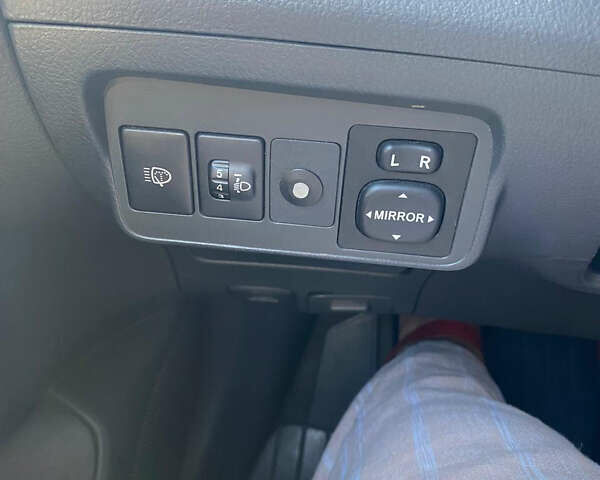 Серый Тойота Королла, объемом двигателя 1.4 л и пробегом 218 тыс. км за 7300 $, фото 7 на Automoto.ua