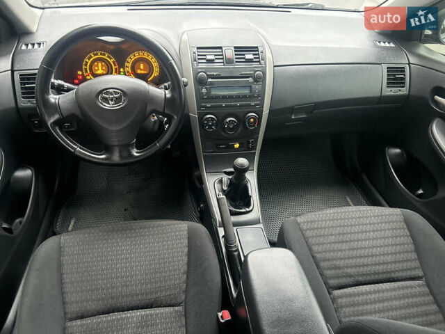 Сірий Тойота Королла, об'ємом двигуна 1.6 л та пробігом 287 тис. км за 5999 $, фото 20 на Automoto.ua