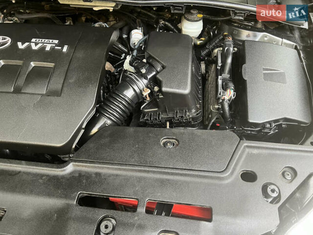 Сірий Тойота Королла, об'ємом двигуна 1.6 л та пробігом 213 тис. км за 7699 $, фото 14 на Automoto.ua