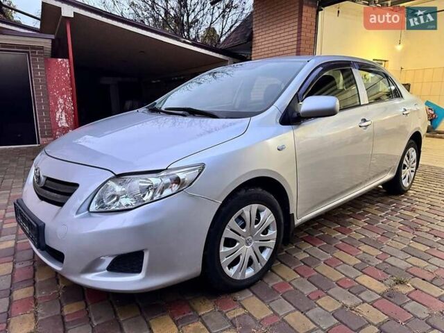 Серый Тойота Королла, объемом двигателя 1.6 л и пробегом 165 тыс. км за 7250 $, фото 5 на Automoto.ua