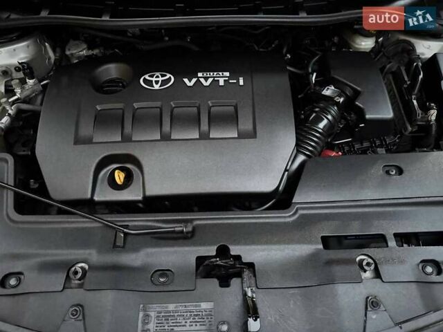 Серый Тойота Королла, объемом двигателя 1.6 л и пробегом 165 тыс. км за 7250 $, фото 30 на Automoto.ua