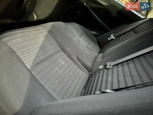 Серый Тойота Королла, объемом двигателя 1.6 л и пробегом 165 тыс. км за 7250 $, фото 24 на Automoto.ua