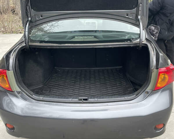 Серый Тойота Королла, объемом двигателя 1.6 л и пробегом 180 тыс. км за 5600 $, фото 13 на Automoto.ua