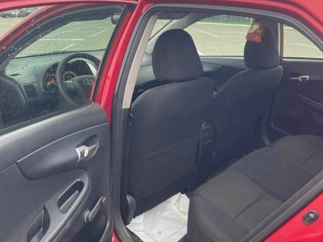 Серый Тойота Королла, объемом двигателя 3 л и пробегом 185 тыс. км за 6300 $, фото 3 на Automoto.ua