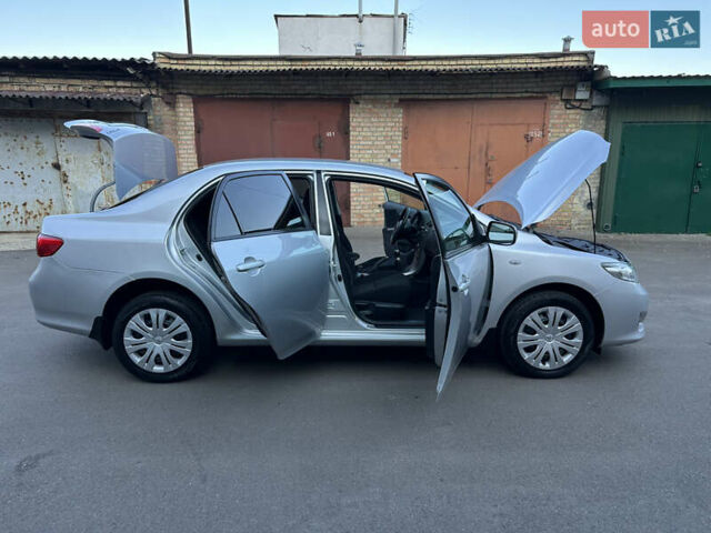 Серый Тойота Королла, объемом двигателя 1.6 л и пробегом 171 тыс. км за 8300 $, фото 31 на Automoto.ua