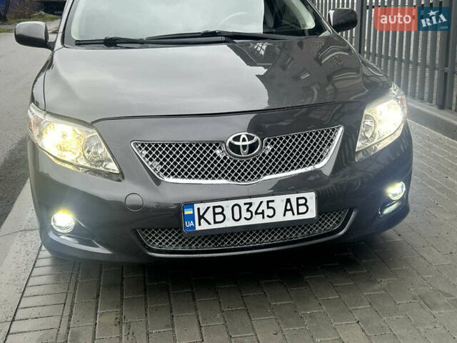 Сірий Тойота Королла, об'ємом двигуна 1.6 л та пробігом 287 тис. км за 5999 $, фото 12 на Automoto.ua