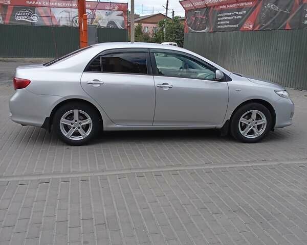 Серый Тойота Королла, объемом двигателя 1.6 л и пробегом 230 тыс. км за 7800 $, фото 4 на Automoto.ua