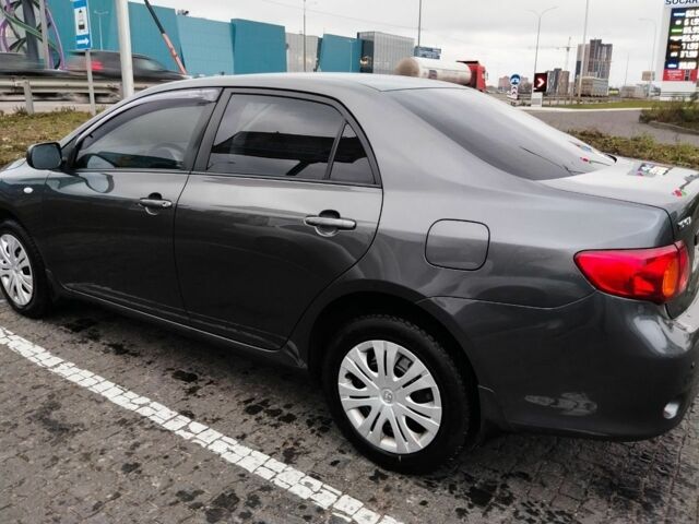 Сірий Тойота Королла, об'ємом двигуна 1.6 л та пробігом 245 тис. км за 7500 $, фото 7 на Automoto.ua