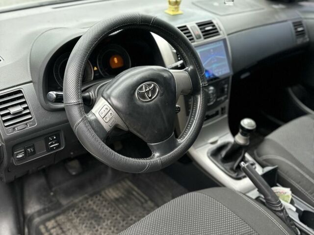 Серый Тойота Королла, объемом двигателя 1.6 л и пробегом 378 тыс. км за 6000 $, фото 5 на Automoto.ua