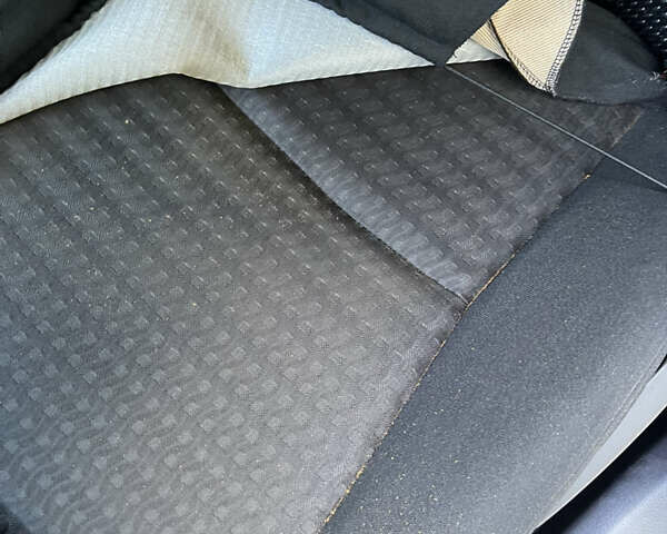 Серый Тойота Королла, объемом двигателя 1.6 л и пробегом 218 тыс. км за 6950 $, фото 18 на Automoto.ua