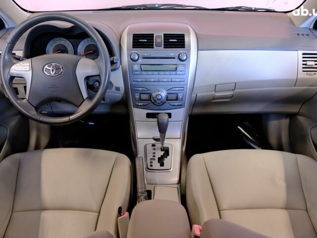 Серый Тойота Королла, объемом двигателя 1.8 л и пробегом 66 тыс. км за 7900 $, фото 6 на Automoto.ua