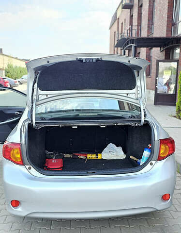 Серый Тойота Королла, объемом двигателя 1.4 л и пробегом 218 тыс. км за 7300 $, фото 4 на Automoto.ua