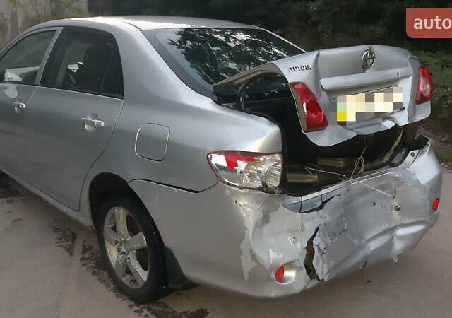 Серый Тойота Королла, объемом двигателя 1.6 л и пробегом 200 тыс. км за 4500 $, фото 12 на Automoto.ua