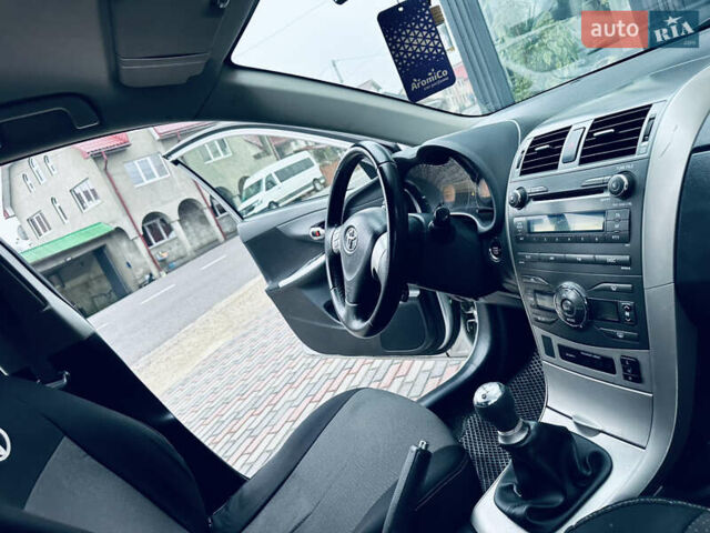 Серый Тойота Королла, объемом двигателя 1.6 л и пробегом 197 тыс. км за 6300 $, фото 47 на Automoto.ua