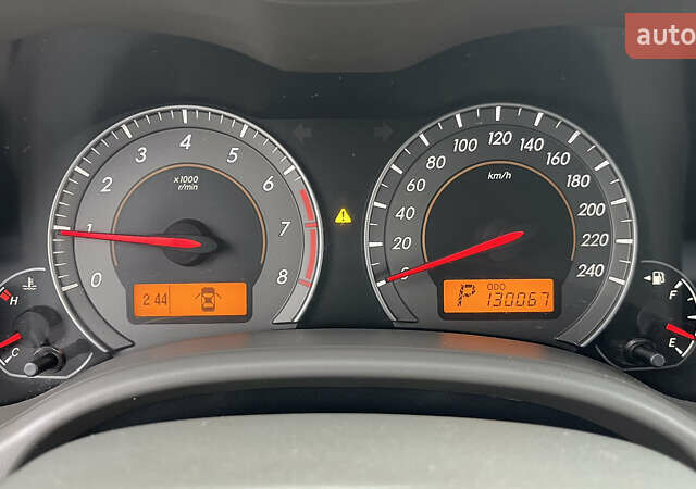 Серый Тойота Королла, объемом двигателя 1.6 л и пробегом 130 тыс. км за 7500 $, фото 19 на Automoto.ua