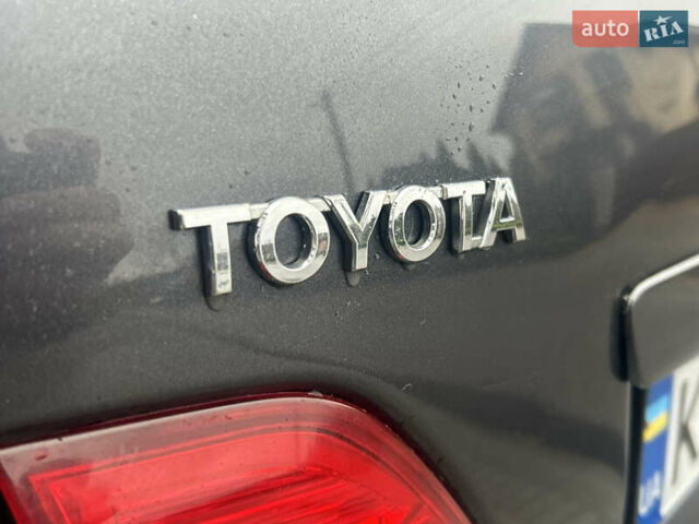 Сірий Тойота Королла, об'ємом двигуна 1.6 л та пробігом 287 тис. км за 5999 $, фото 11 на Automoto.ua