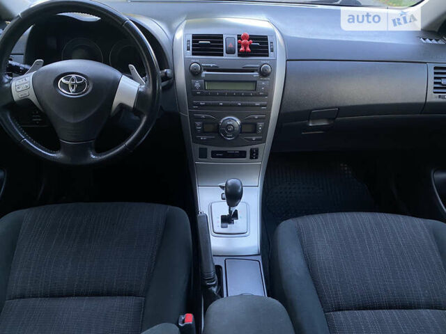 Серый Тойота Королла, объемом двигателя 1.6 л и пробегом 277 тыс. км за 5900 $, фото 21 на Automoto.ua