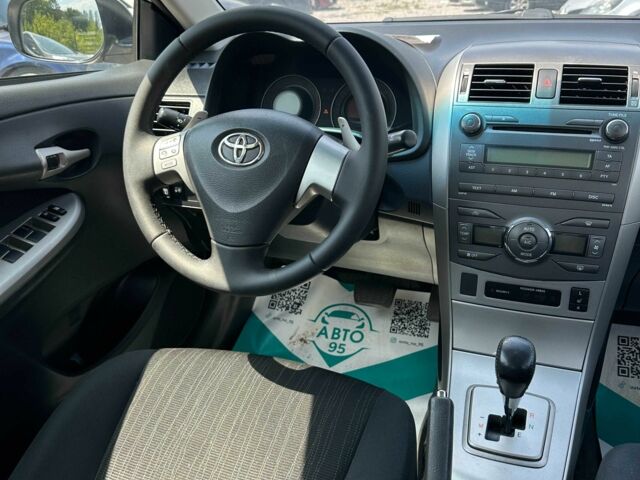 Серый Тойота Королла, объемом двигателя 1.6 л и пробегом 241 тыс. км за 7100 $, фото 4 на Automoto.ua