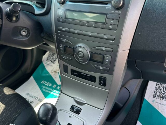 Серый Тойота Королла, объемом двигателя 1.6 л и пробегом 241 тыс. км за 7100 $, фото 8 на Automoto.ua