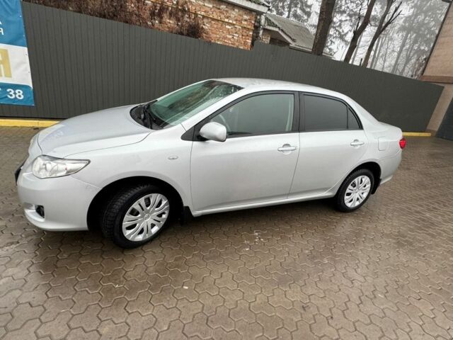 Серый Тойота Королла, объемом двигателя 1.6 л и пробегом 172 тыс. км за 8300 $, фото 3 на Automoto.ua