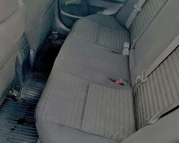 Серый Тойота Королла, объемом двигателя 1.6 л и пробегом 214 тыс. км за 5500 $, фото 9 на Automoto.ua