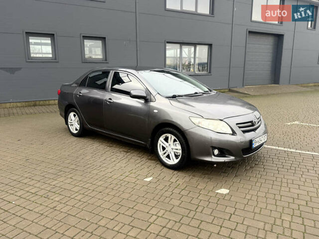 Серый Тойота Королла, объемом двигателя 1.6 л и пробегом 170 тыс. км за 5400 $, фото 9 на Automoto.ua