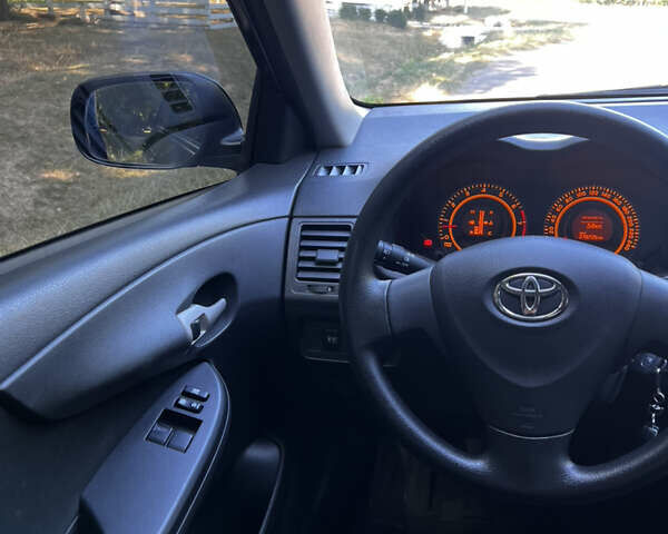 Серый Тойота Королла, объемом двигателя 1.6 л и пробегом 218 тыс. км за 6950 $, фото 23 на Automoto.ua