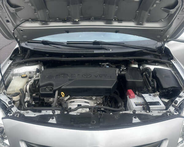 Серый Тойота Королла, объемом двигателя 1.33 л и пробегом 178 тыс. км за 7200 $, фото 16 на Automoto.ua