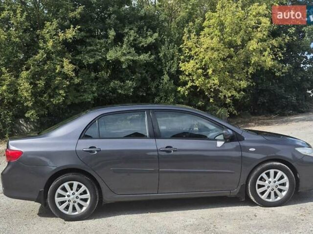 Серый Тойота Королла, объемом двигателя 1.36 л и пробегом 202 тыс. км за 8200 $, фото 4 на Automoto.ua