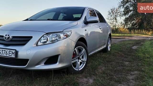 Сірий Тойота Королла, об'ємом двигуна 1.6 л та пробігом 240 тис. км за 7200 $, фото 6 на Automoto.ua